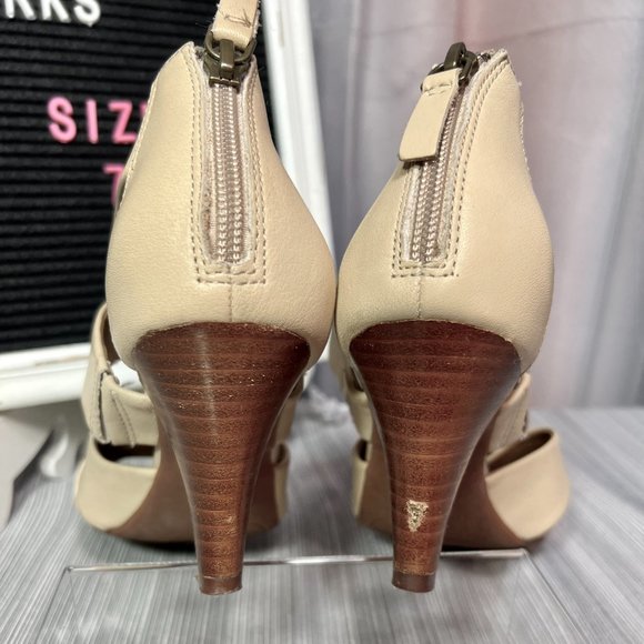 Clarks NUDE Florine Sashae Leather Sandal: Size 7.5 - Picture 7 of 14